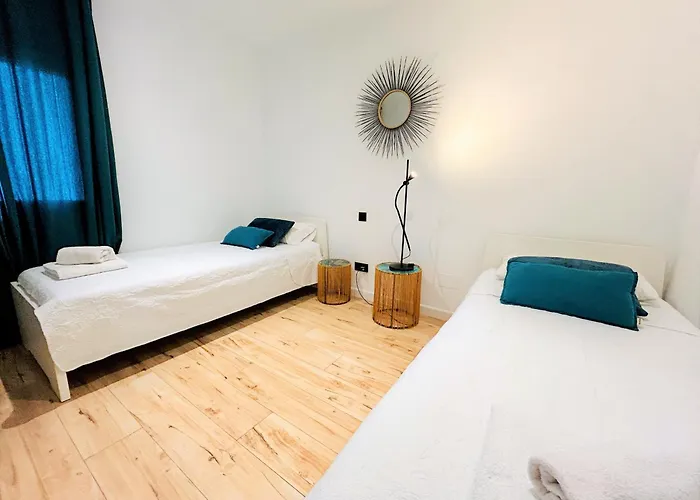 Ecochic In Center Fuengirola